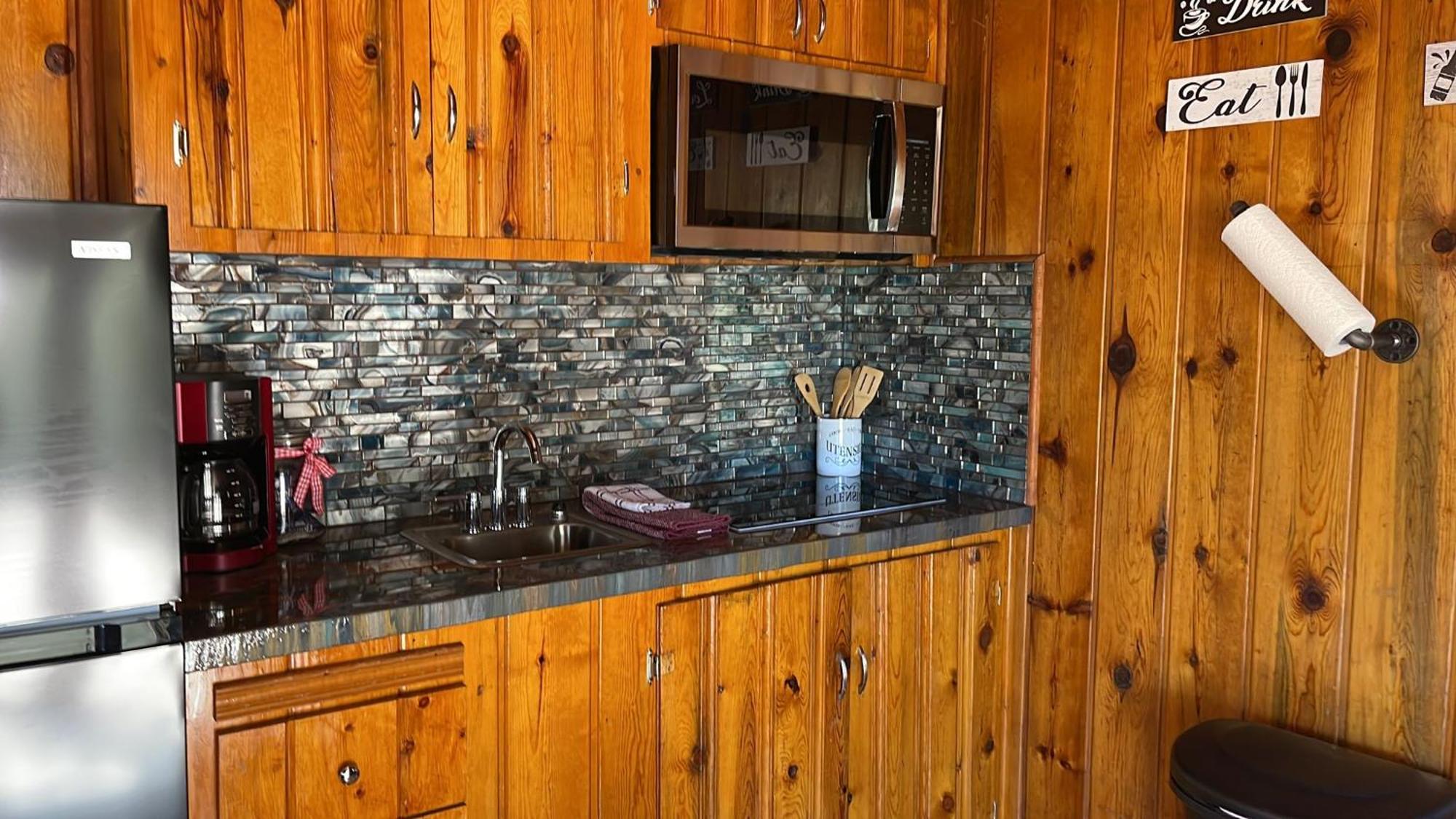 Hidden Rest Cabins And Resort باينتوب ليكسايد المظهر الخارجي الصورة